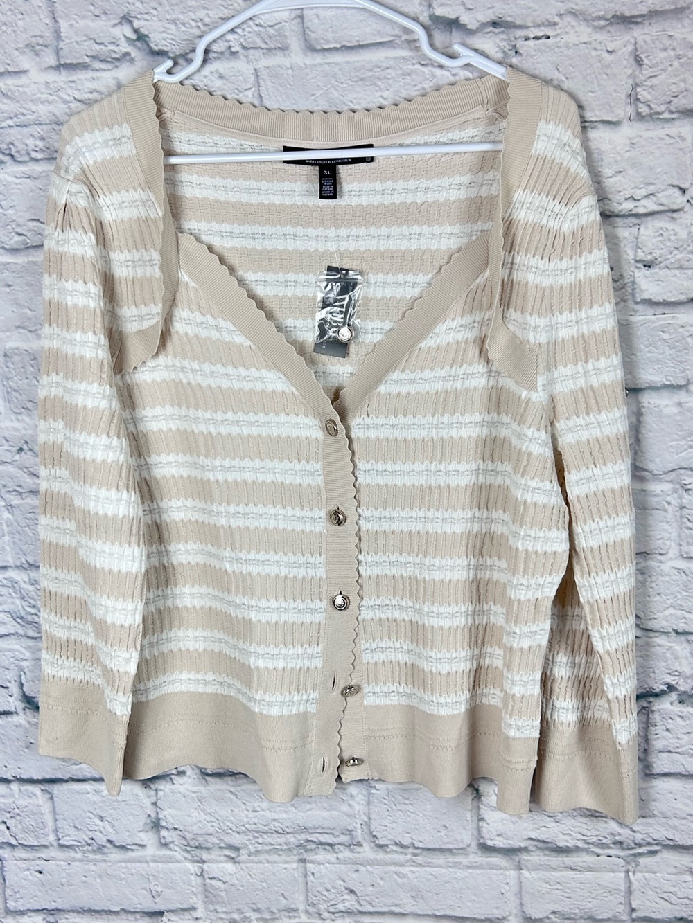 WHBM Textured Stripe Cardigan XL NWT Pearl Dust Geo Stripe Scallop Trim - Picture 3 of 8